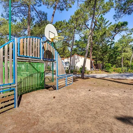 Stunning In With Heated Swimming Pool * La Faute-sur-Mer